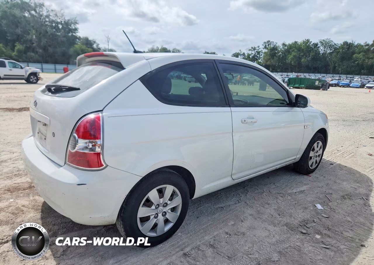 2011 Hyundai Accent Gl VIN:KMHCM3AC7BU199907 - 3