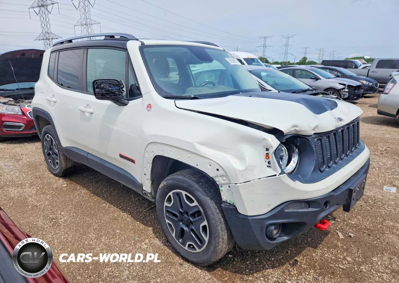 2015 Jeep Renegade Trailhawk VIN:ZACCJBCT4FPB28207 - 4