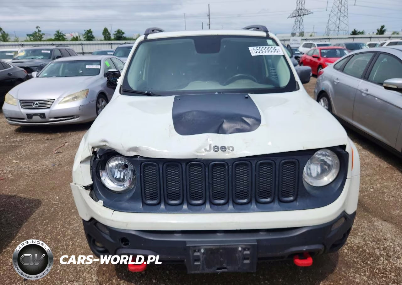 2015 Jeep Renegade Trailhawk VIN:ZACCJBCT4FPB28207 - 5