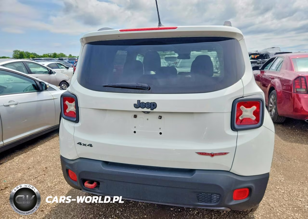 2015 Jeep Renegade Trailhawk VIN:ZACCJBCT4FPB28207 - 6