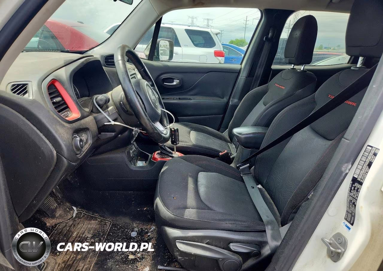 2015 Jeep Renegade Trailhawk VIN:ZACCJBCT4FPB28207 - 7