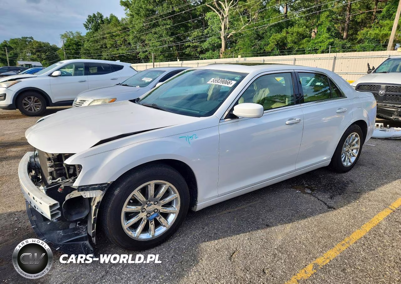 2014 Chrysler 300 – zdjęcie 1 z 13