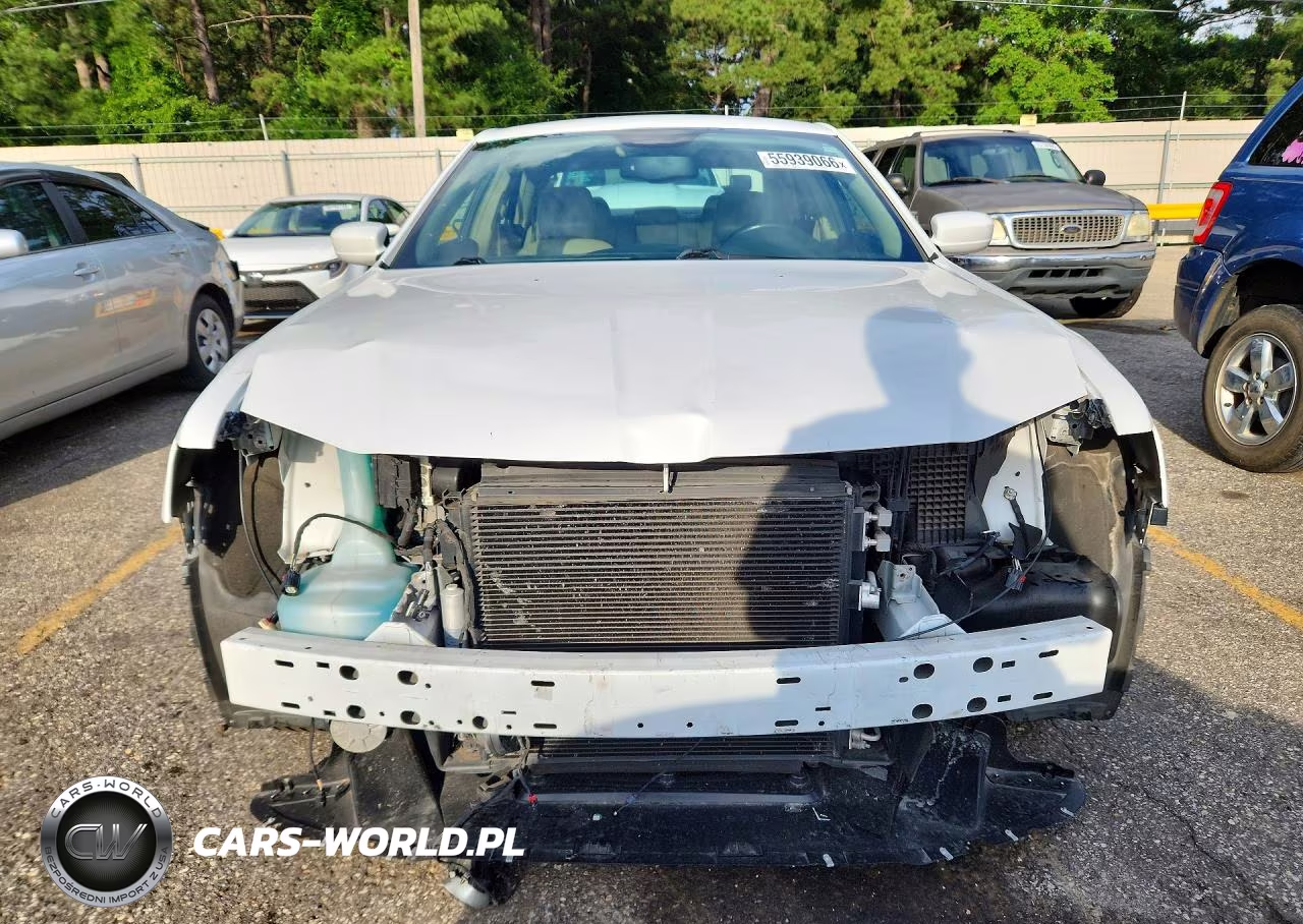 2014 Chrysler 300 VIN:2C3CCAAG4EH276291 - 5