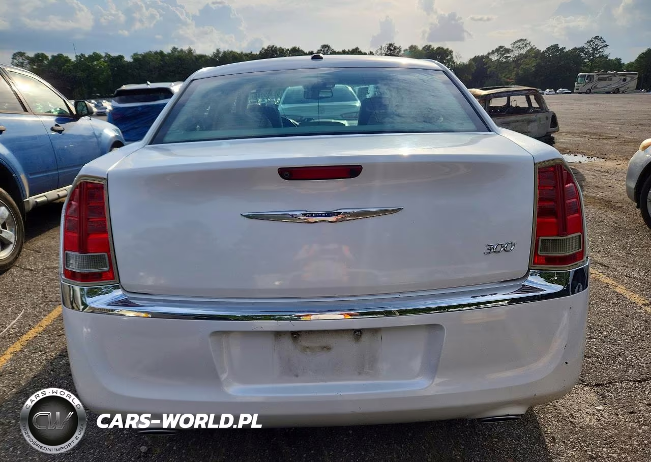 2014 Chrysler 300 VIN:2C3CCAAG4EH276291 - 6