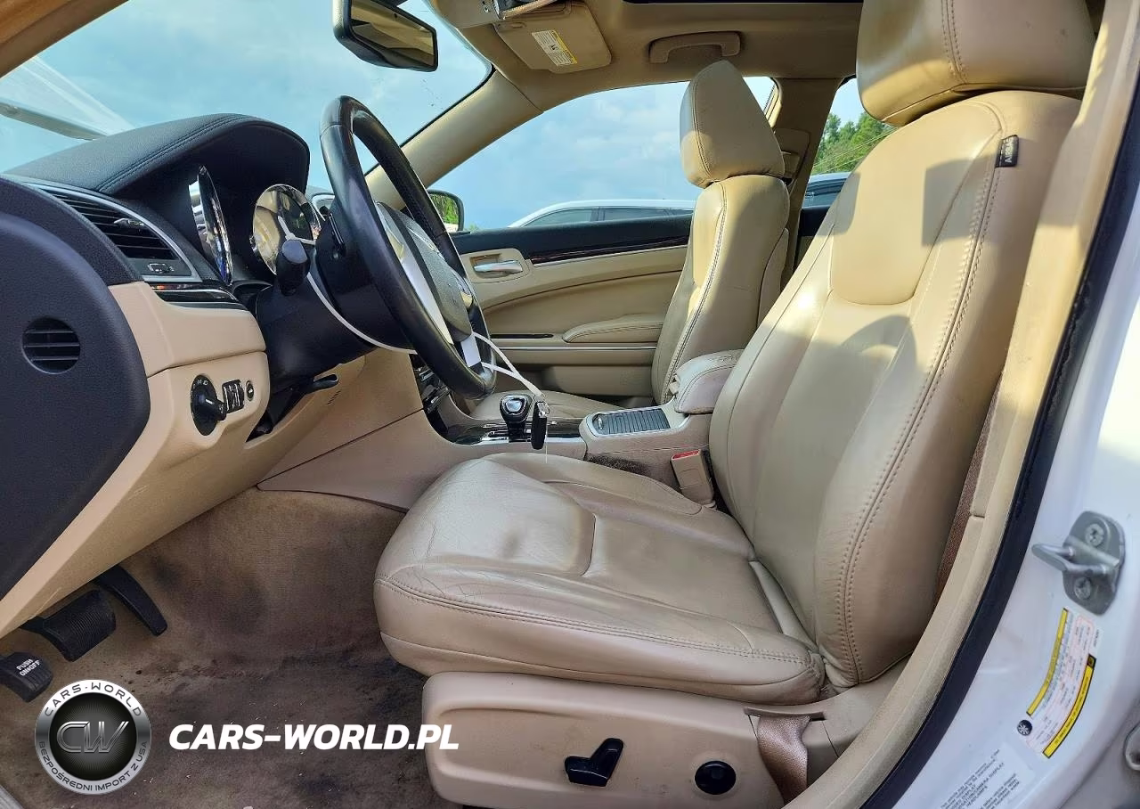 2014 Chrysler 300 VIN:2C3CCAAG4EH276291 - 7