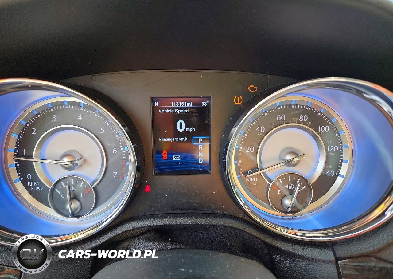 2014 Chrysler 300 VIN:2C3CCAAG4EH276291 - 9