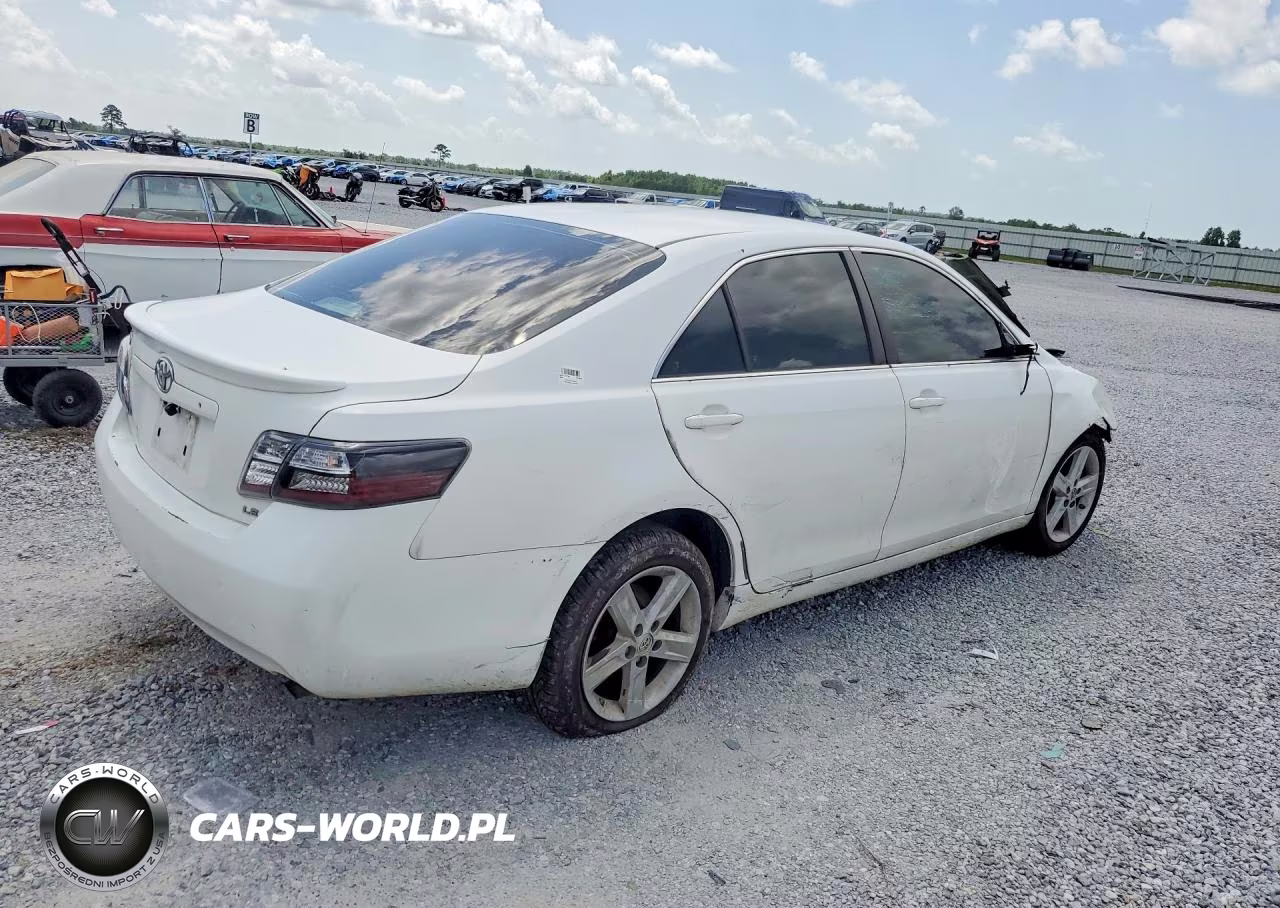 2009 Toyota Camry Le VIN:4T4BE46K29R135031 - 3