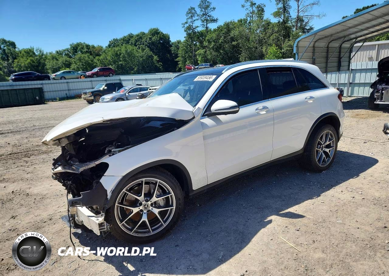 2020 Mercedes-Benz Glc 300