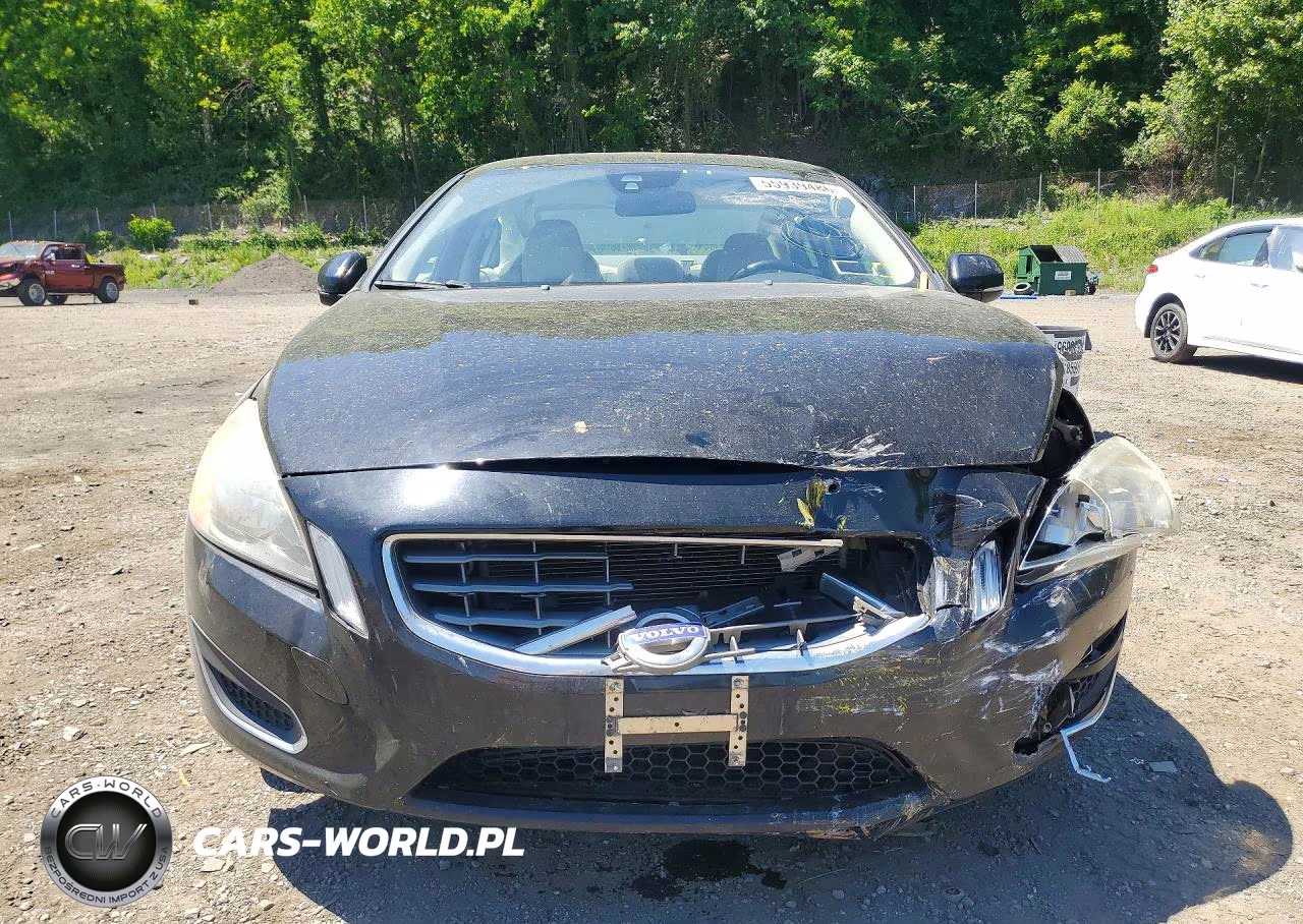 2012 Volvo S60 T5 VIN:YV1622FSXC2106404 - 5