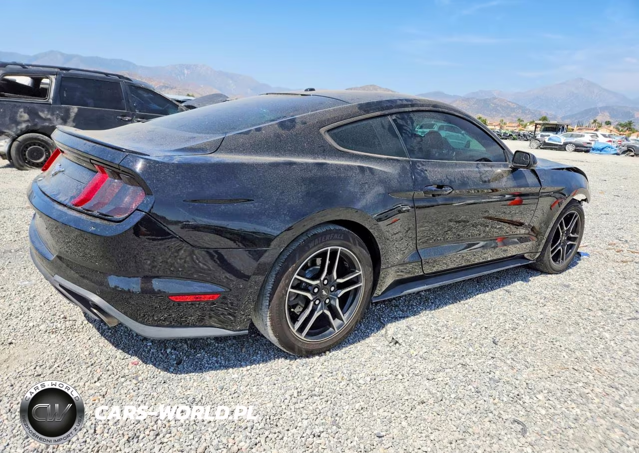 2018 Ford Mustang VIN:1FA6P8TH6J5112396 - 3