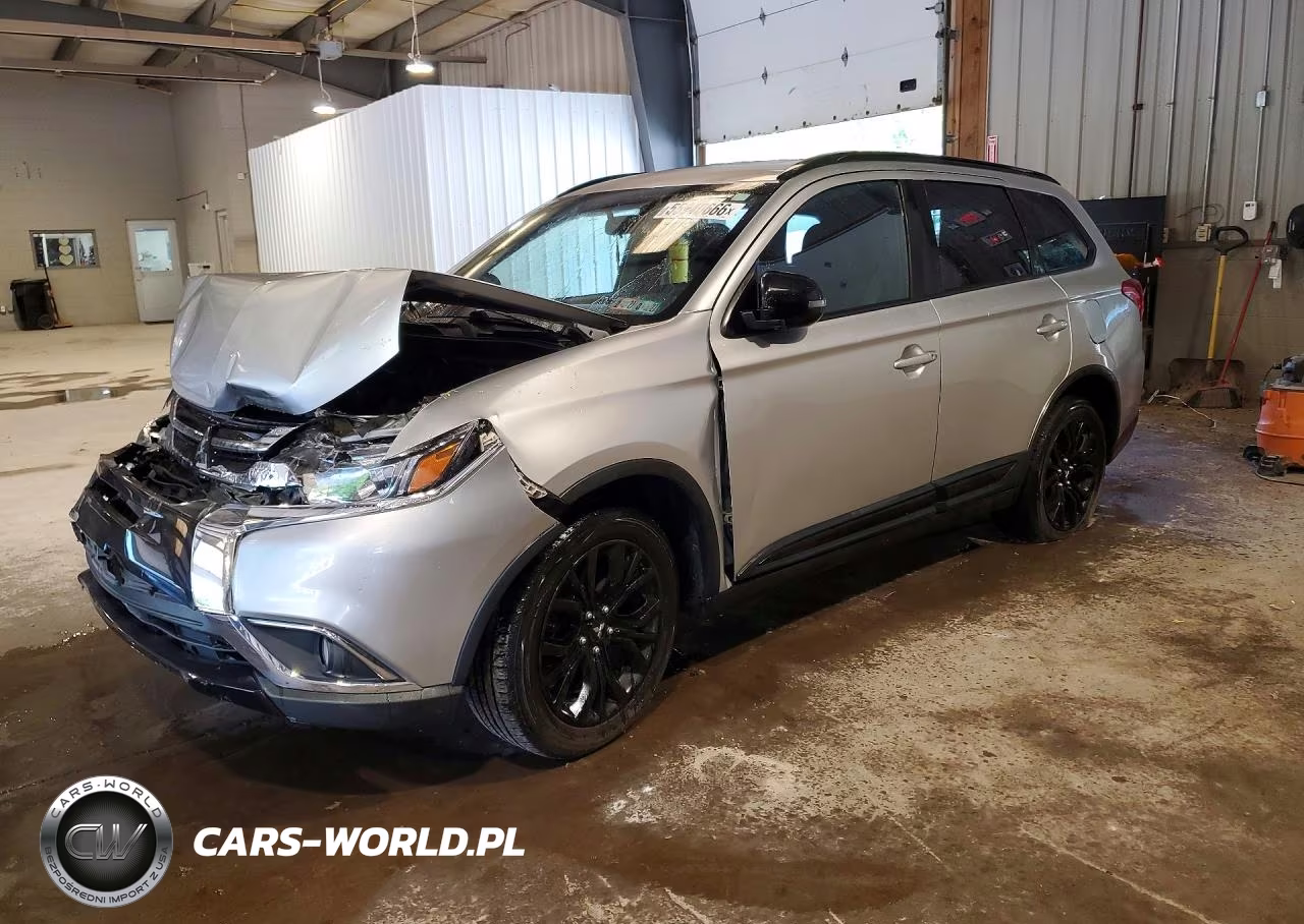 2018 Mitsubishi Outlander Se – zdjęcie 1 z 13