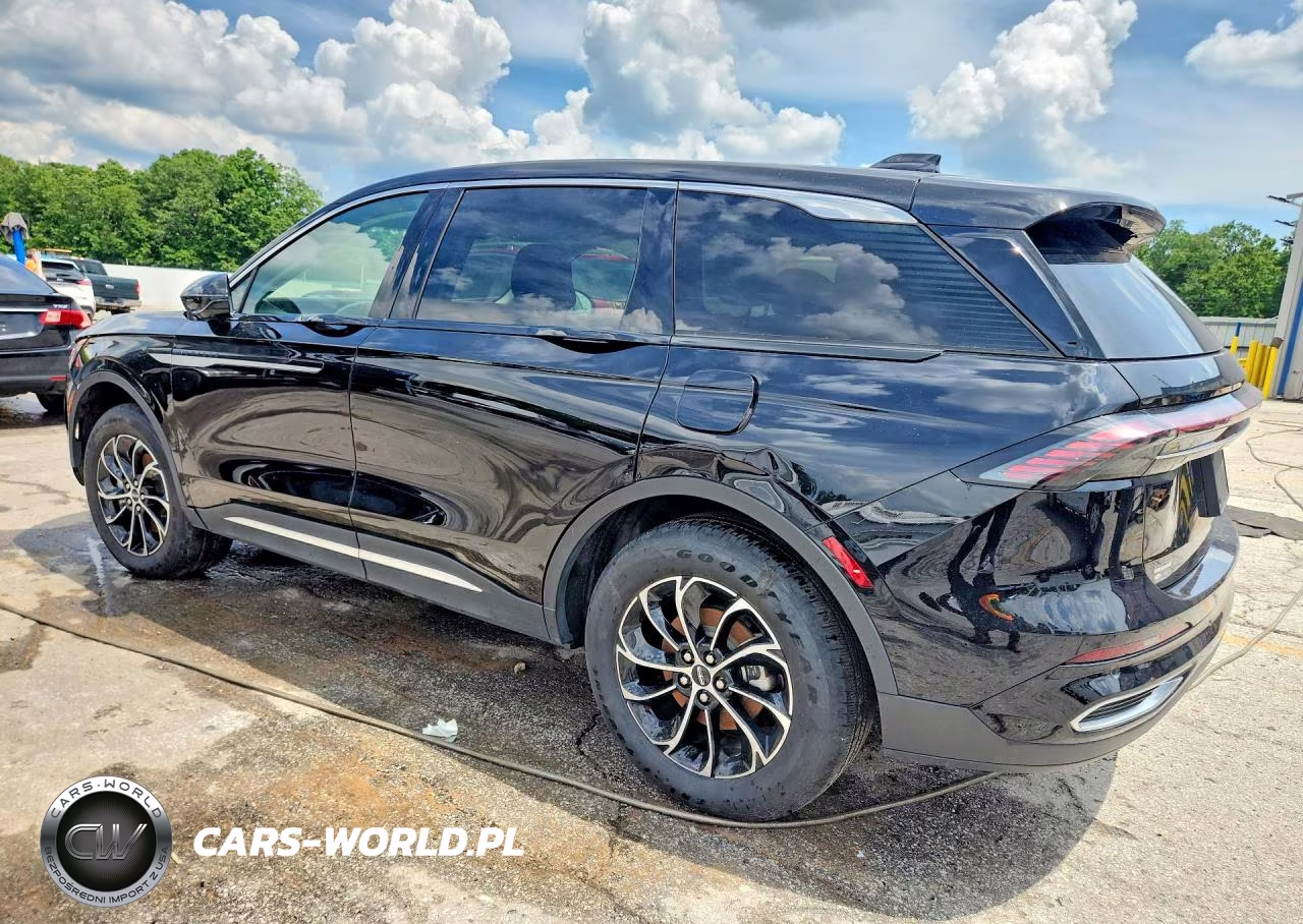 2025 Lincoln Nautilus Premiere VIN:5LMPJ8J40SJ890940 - 2