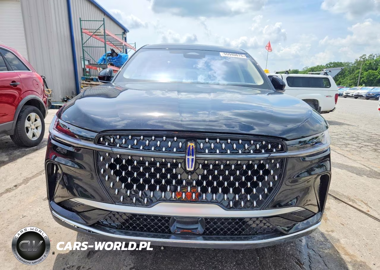 2025 Lincoln Nautilus Premiere VIN:5LMPJ8J40SJ890940 - 5