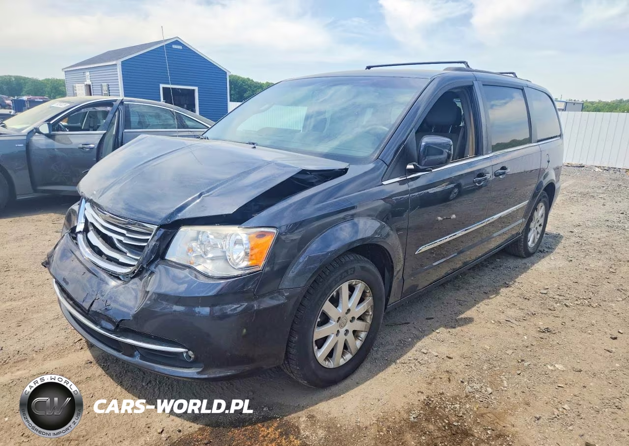 2014 Chrysler Town & Country Touring – zdjęcie 1 z 13