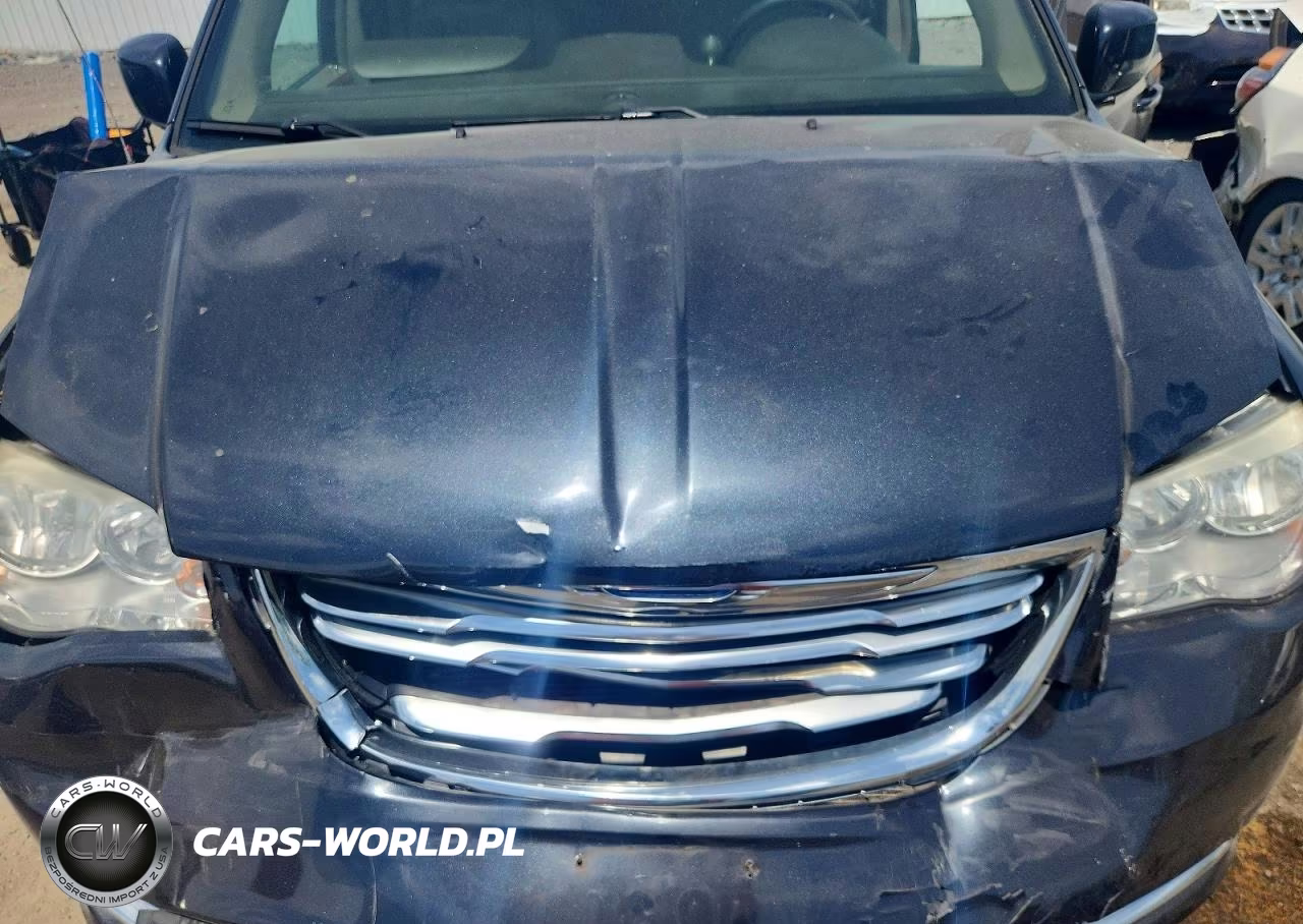 2014 Chrysler Town & Country Touring VIN:2C4RC1BGXER256903 - 12
