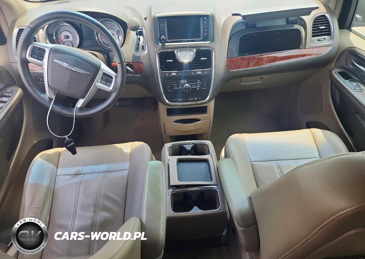 2014 Chrysler Town & Country Touring VIN:2C4RC1BGXER256903 - 8
