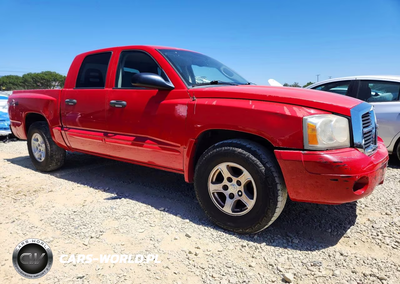 2005 Dodge Dakota Quad Laramie VIN:1D7HW58NX5S225591 - 4