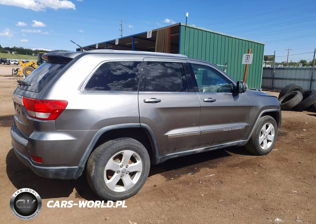 2012 Jeep Grand Cherokee Laredo VIN:1C4RJFAG2CC345178 - 3