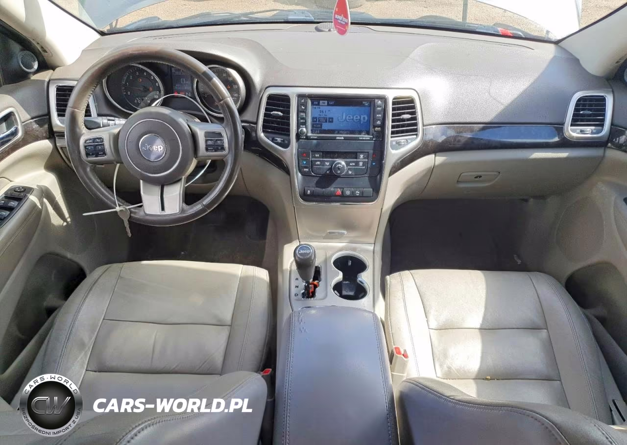 2012 Jeep Grand Cherokee Laredo VIN:1C4RJFAG2CC345178 - 8