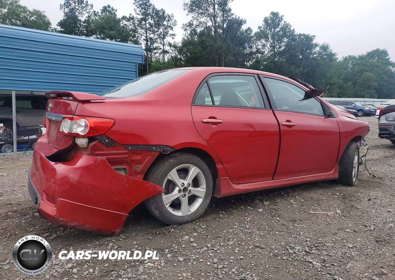 2013 Toyota Corolla S VIN:2T1BU4EE8DC058717 - 3
