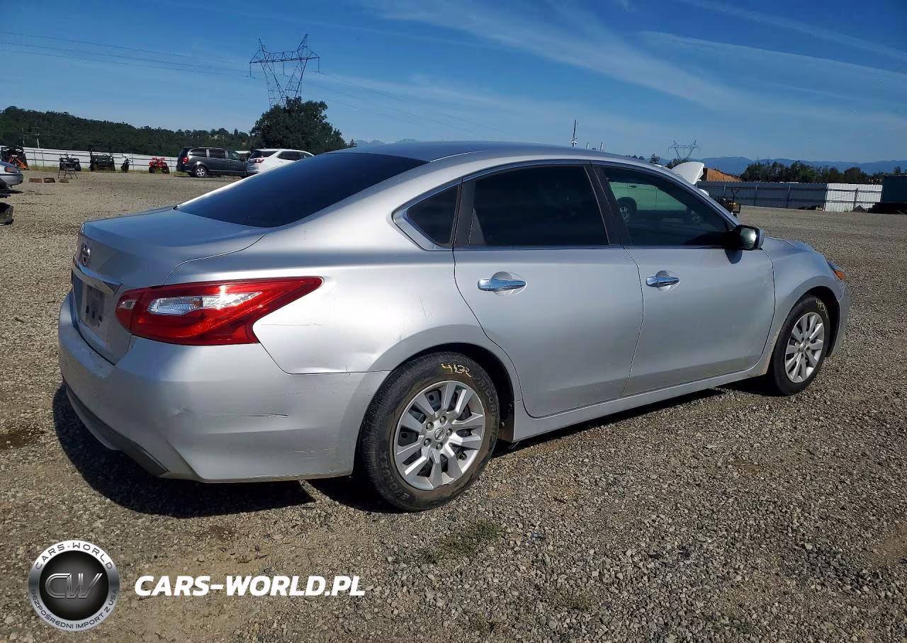 2016 Nissan Altima 2.5 S VIN:1N4AL3AP3GC135822 - 3