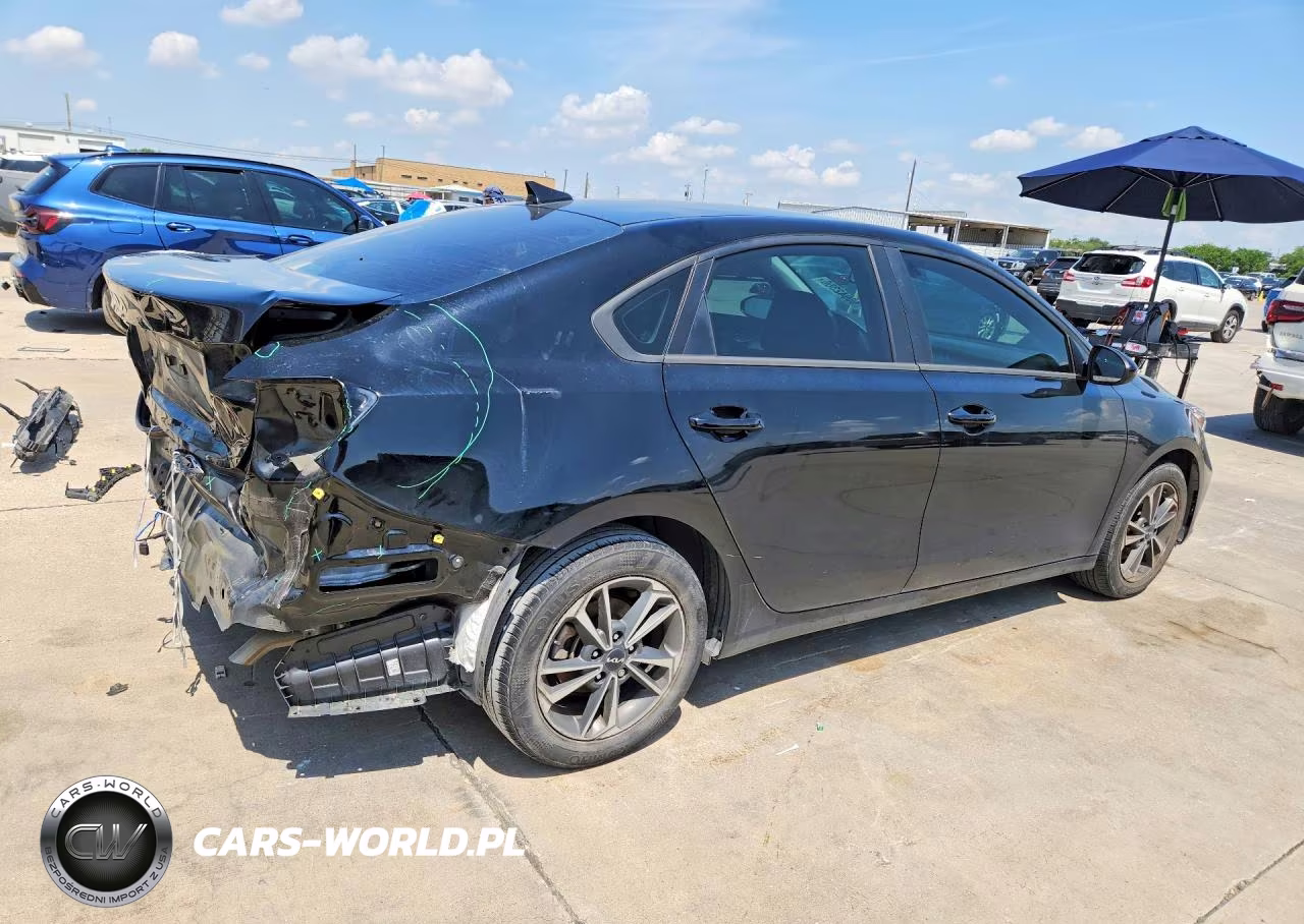 2023 Kia Forte Lxs VIN:3KPF24AD3PE687957 - 3