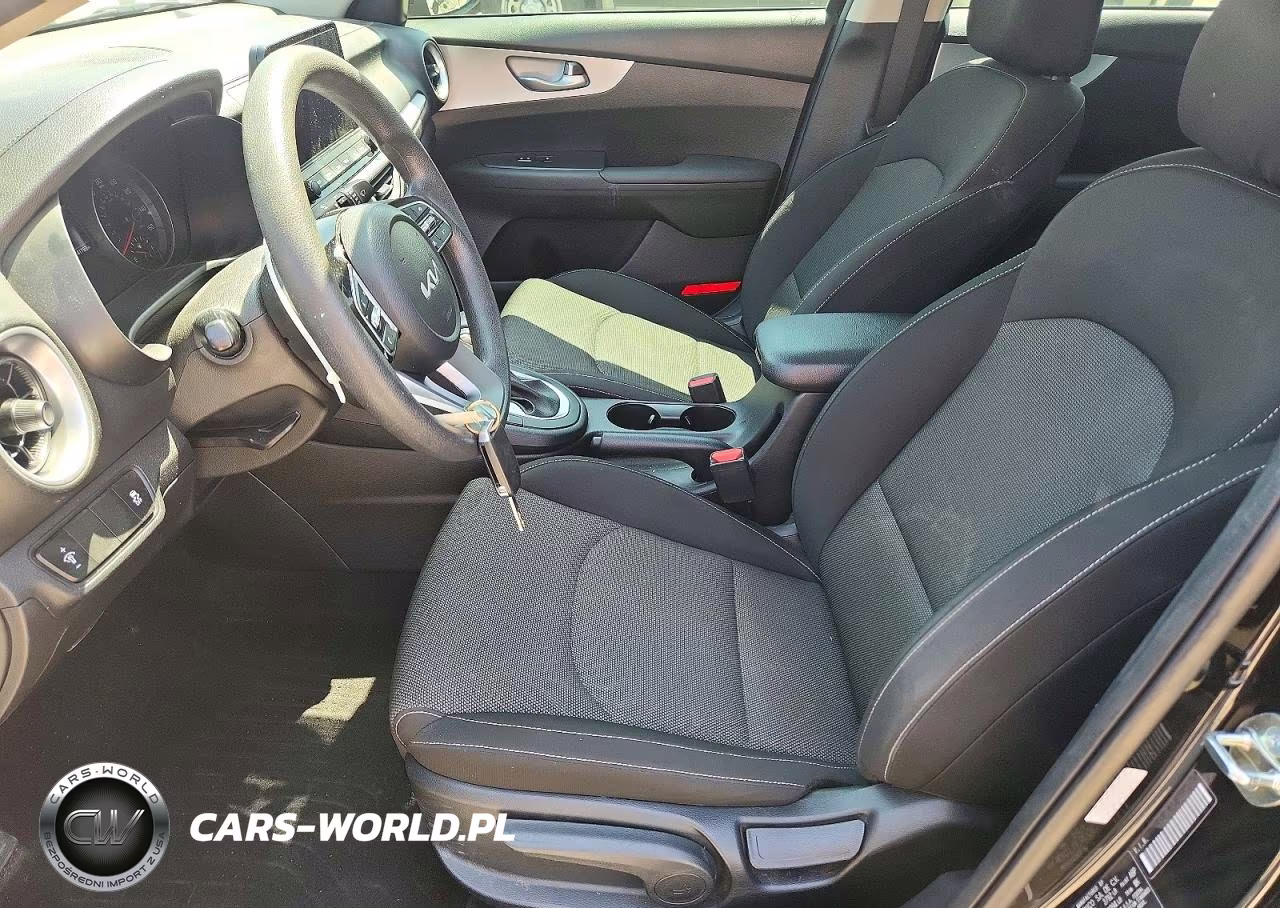 2023 Kia Forte Lxs VIN:3KPF24AD3PE687957 - 7