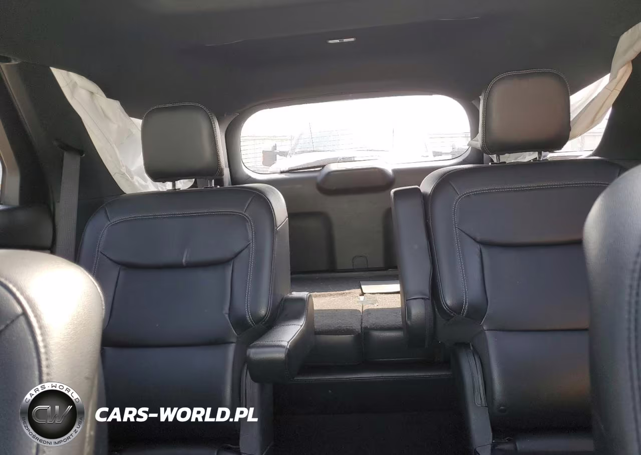 2020 Ford Explorer Xlt VIN:1FMSK8DHXLGA43897 - 10