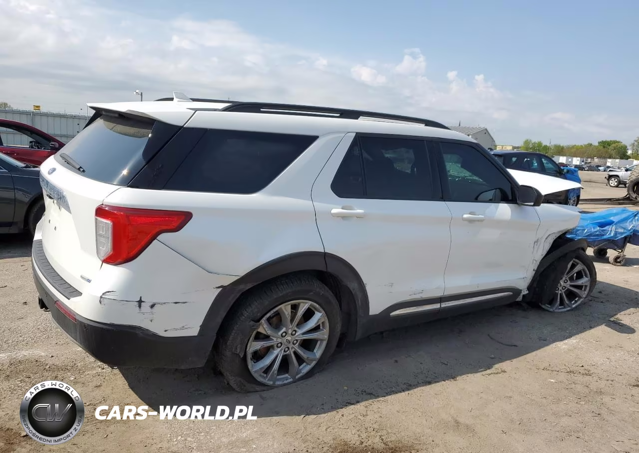 2020 Ford Explorer Xlt VIN:1FMSK8DHXLGA43897 - 3