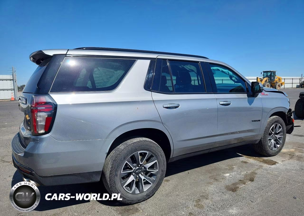 2023 Chevrolet Tahoe VIN:1GNSKPKL1PR499309 - 3