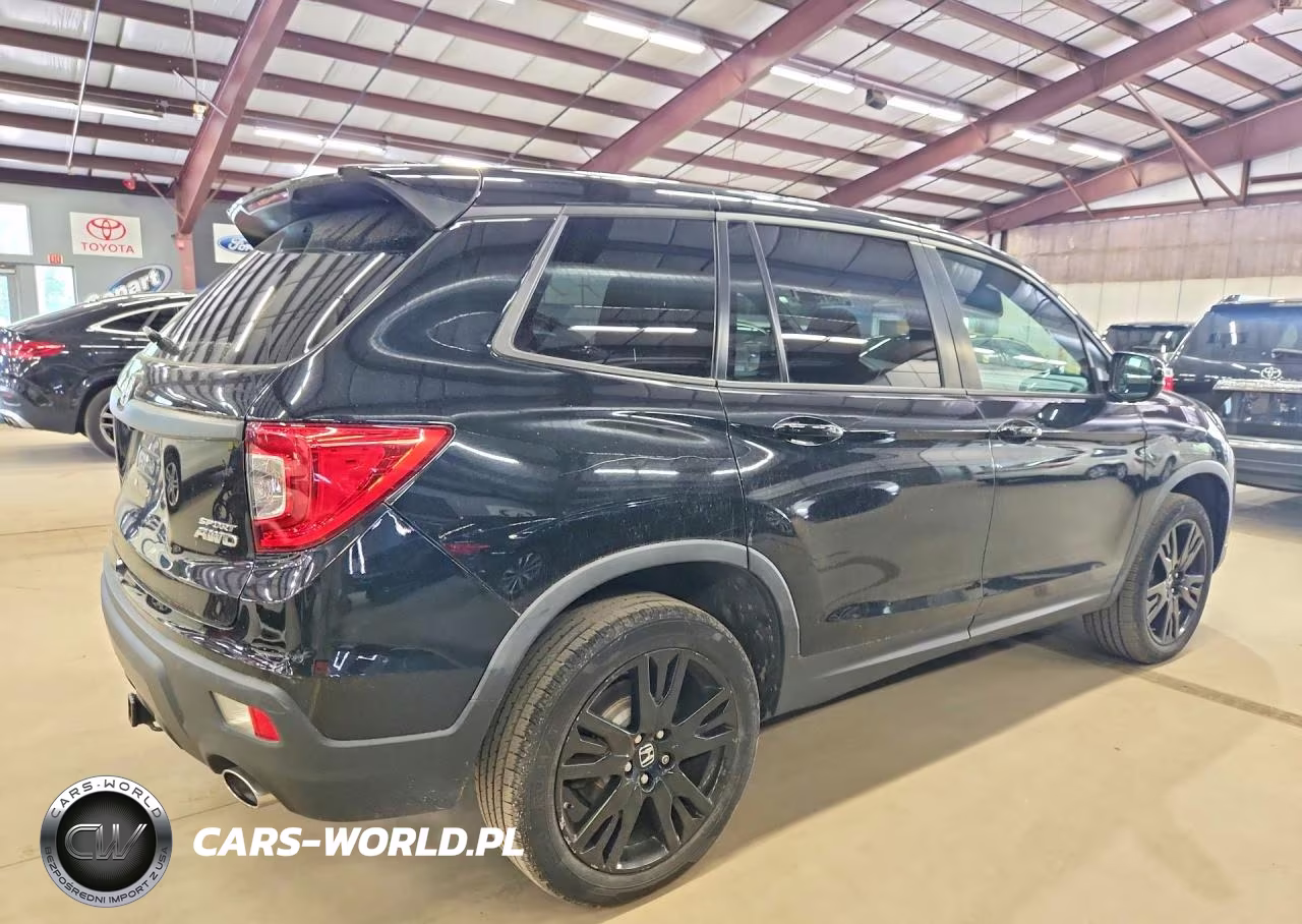 2019 Honda Passport Sport VIN:5FNYF8H24KB022464 - 3