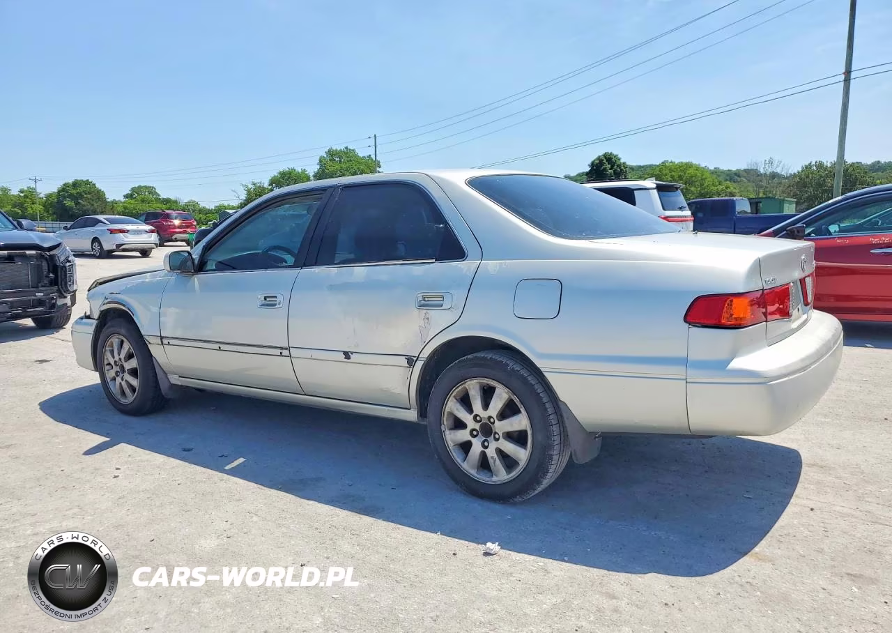 2000 Toyota Camry Le VIN:4T1BG22K0YU664023 - 2