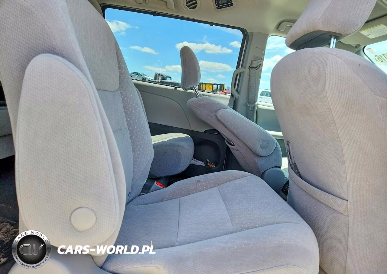 2019 Toyota Sienna Le-Xle VIN:5TDKZ3DCXKS966313 - 11
