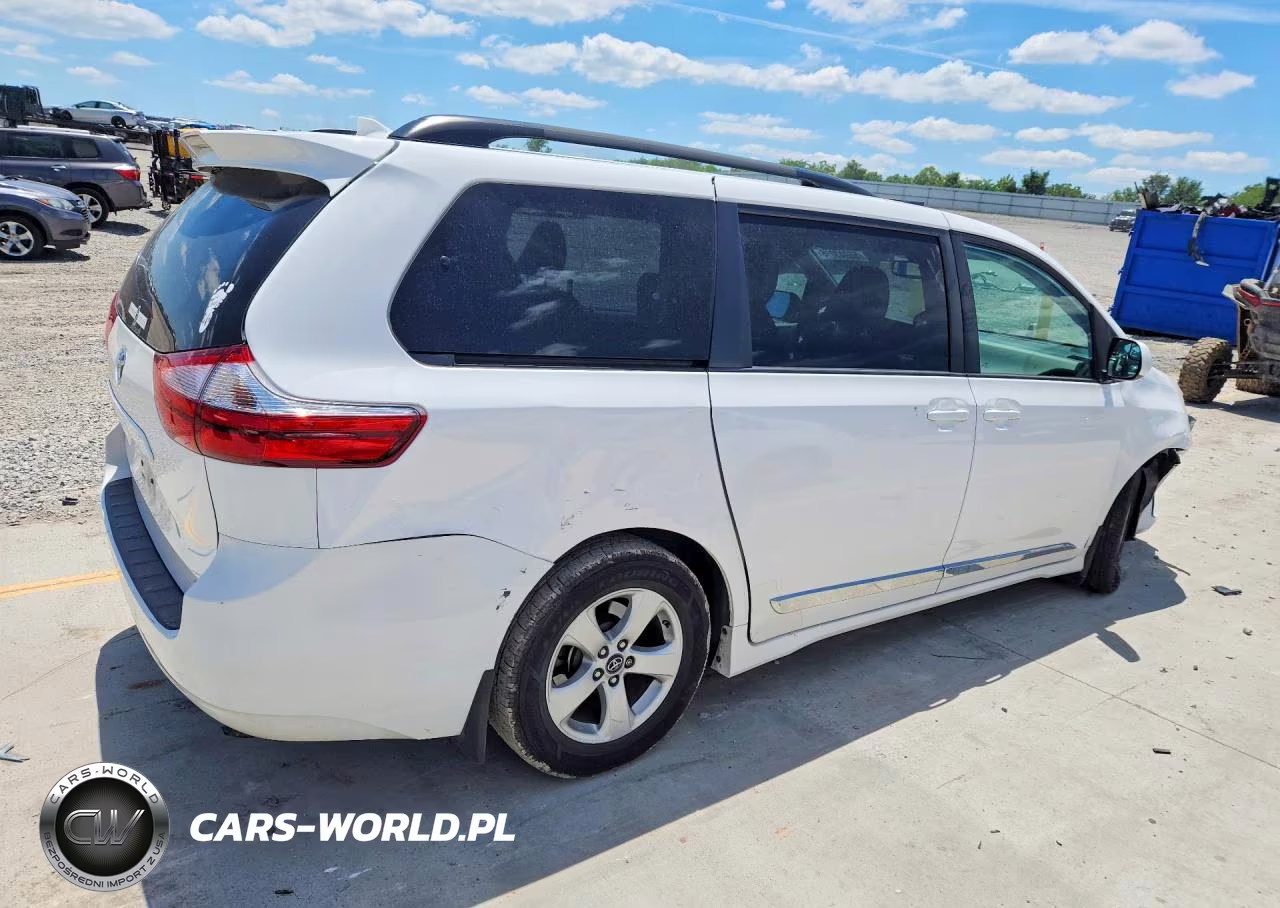 2019 Toyota Sienna Le-Xle VIN:5TDKZ3DCXKS966313 - 3