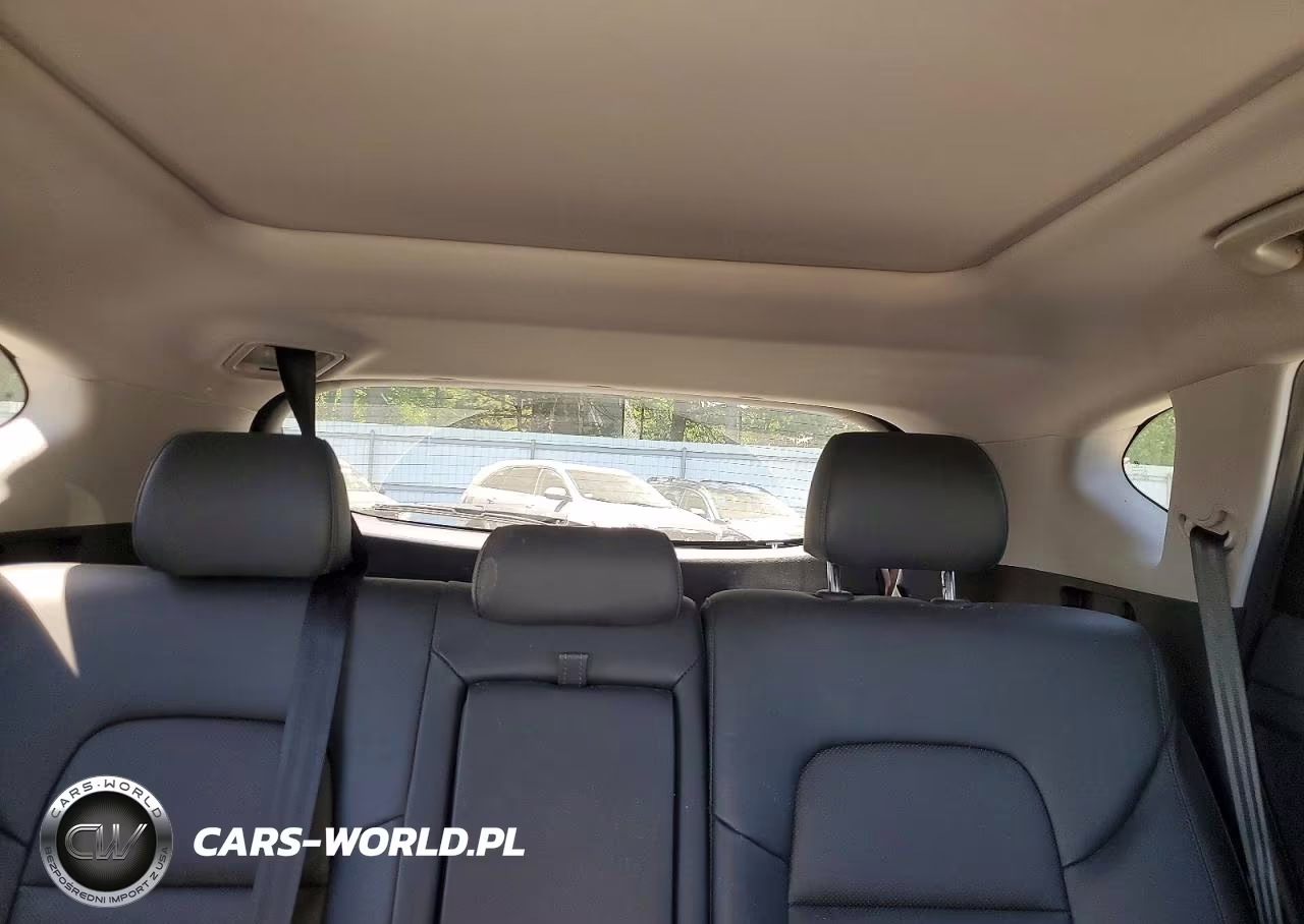 2020 Hyundai Tucson Ultimate VIN:KM8J3CAL3LU085818 - 10