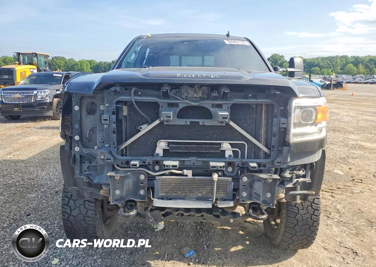 2015 GMC Sierra K2500 Denali VIN:1GT120E82FF154616 - 5