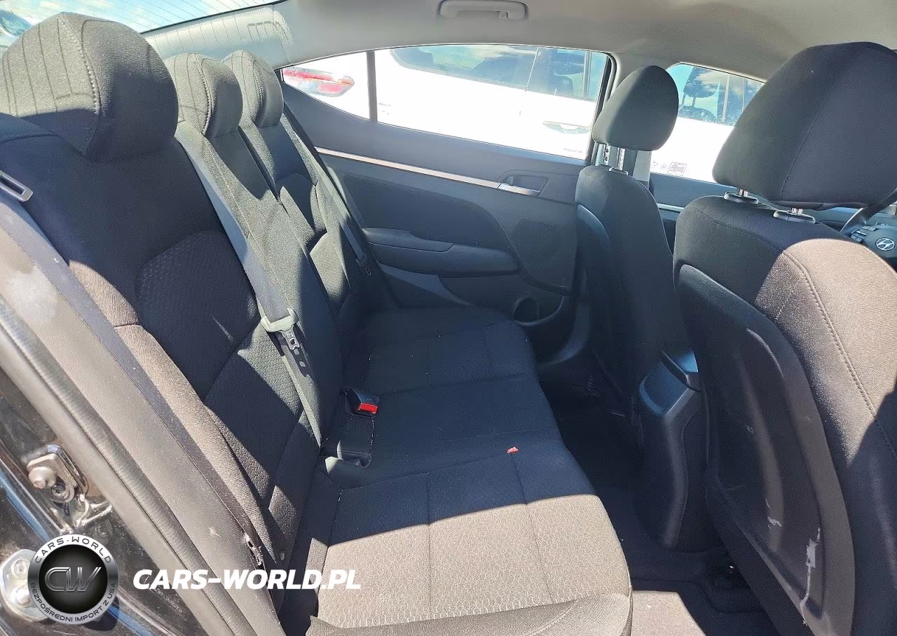 2020 Hyundai Elantra Sel VIN:5NPD84LF2LH605839 - 10