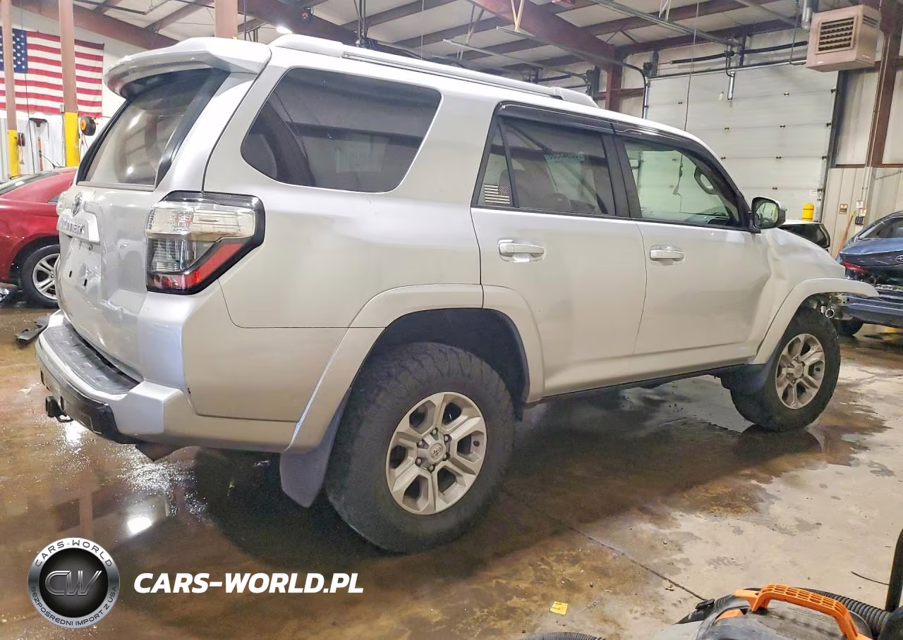 2014 Toyota 4Runner Sr5 VIN:JTEBU5JRXE5199135 - 3