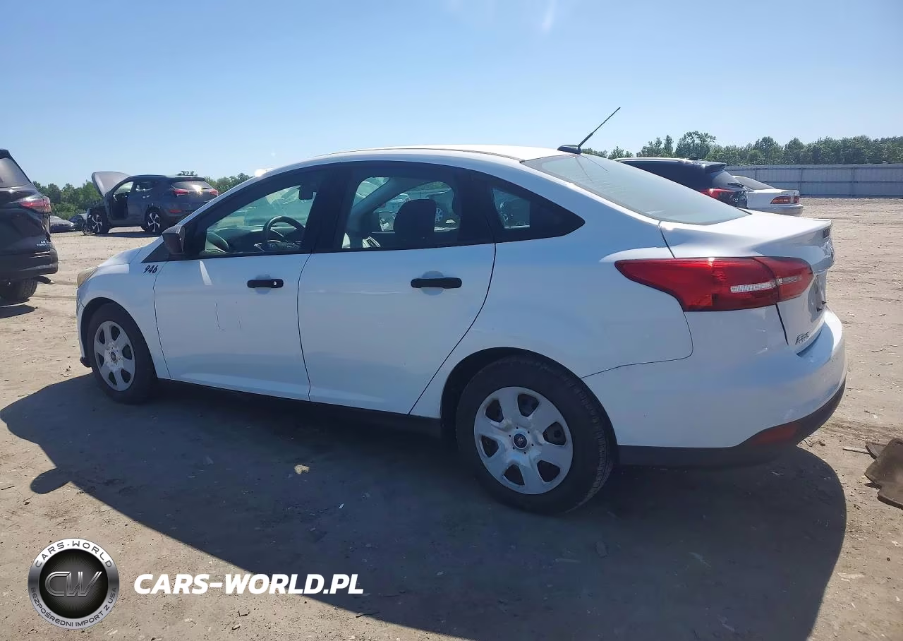 2017 Ford Focus S VIN:1FADP3E28HL256671 - 2