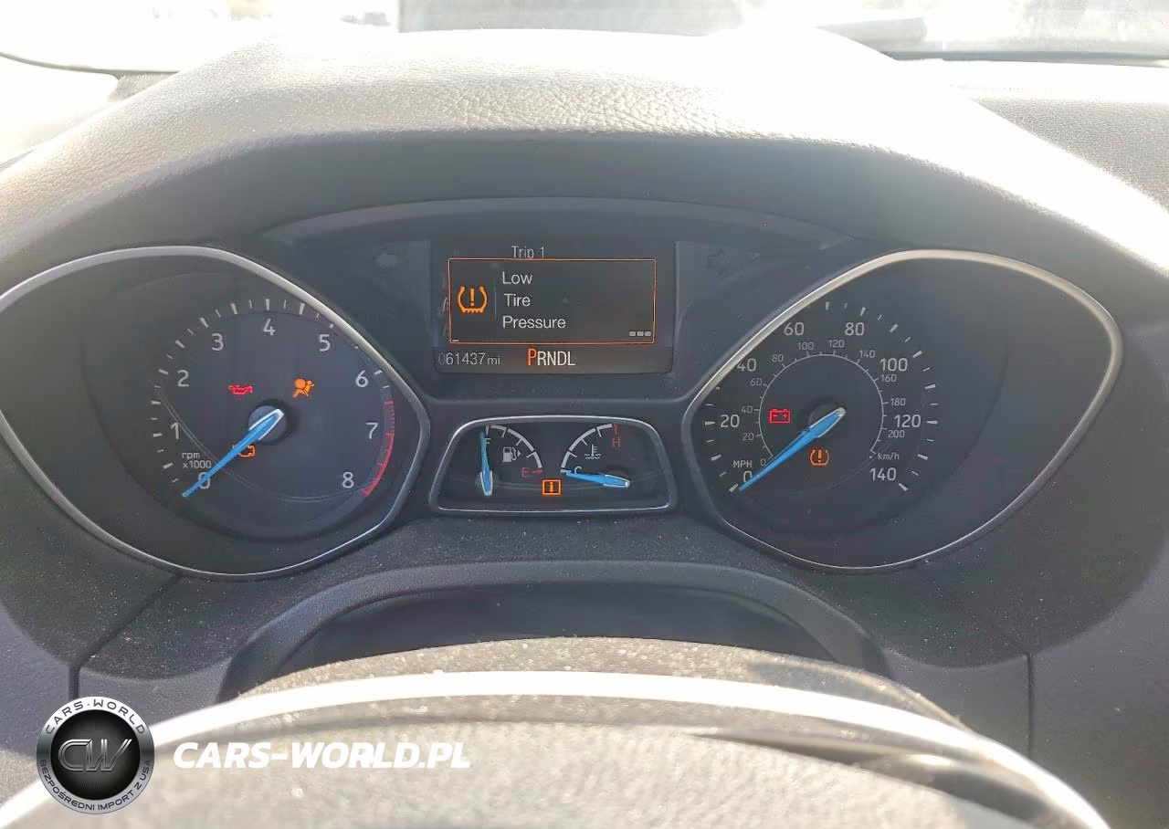2017 Ford Focus S VIN:1FADP3E28HL256671 - 9