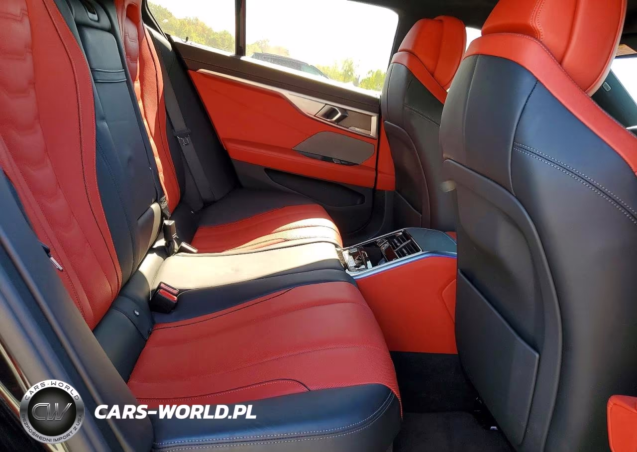 2022 BMW 840Xi VIN:WBAGV4C01NCJ13106 - 10