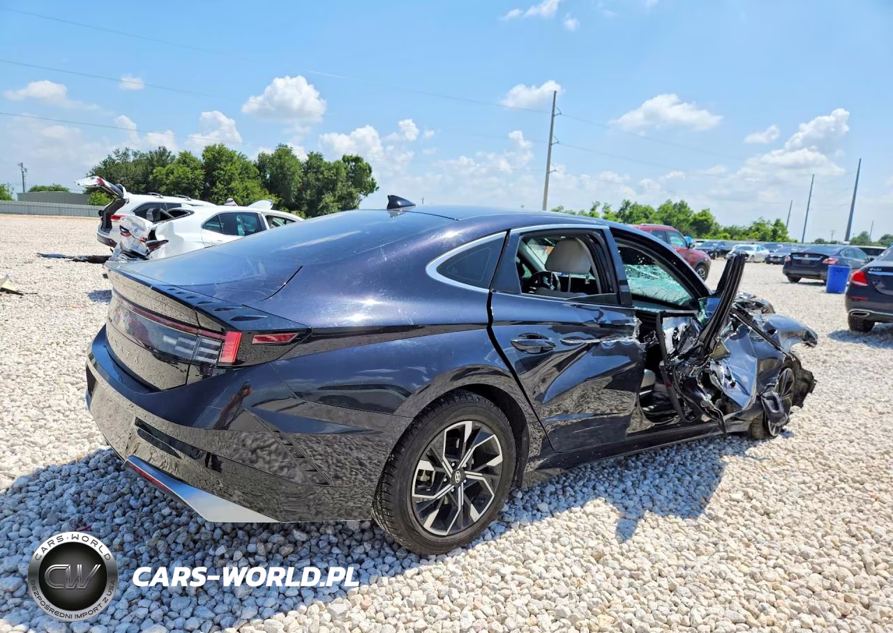2024 Hyundai Sonata Sel VIN:KMHL64JA6RA384802 - 3