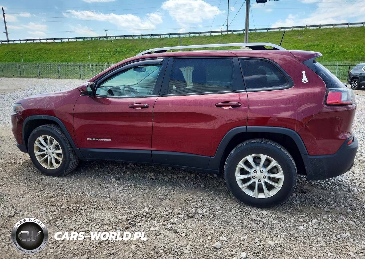 2020 Jeep Cherokee Latitude VIN:1C4PJMCB3LD611878 - 2