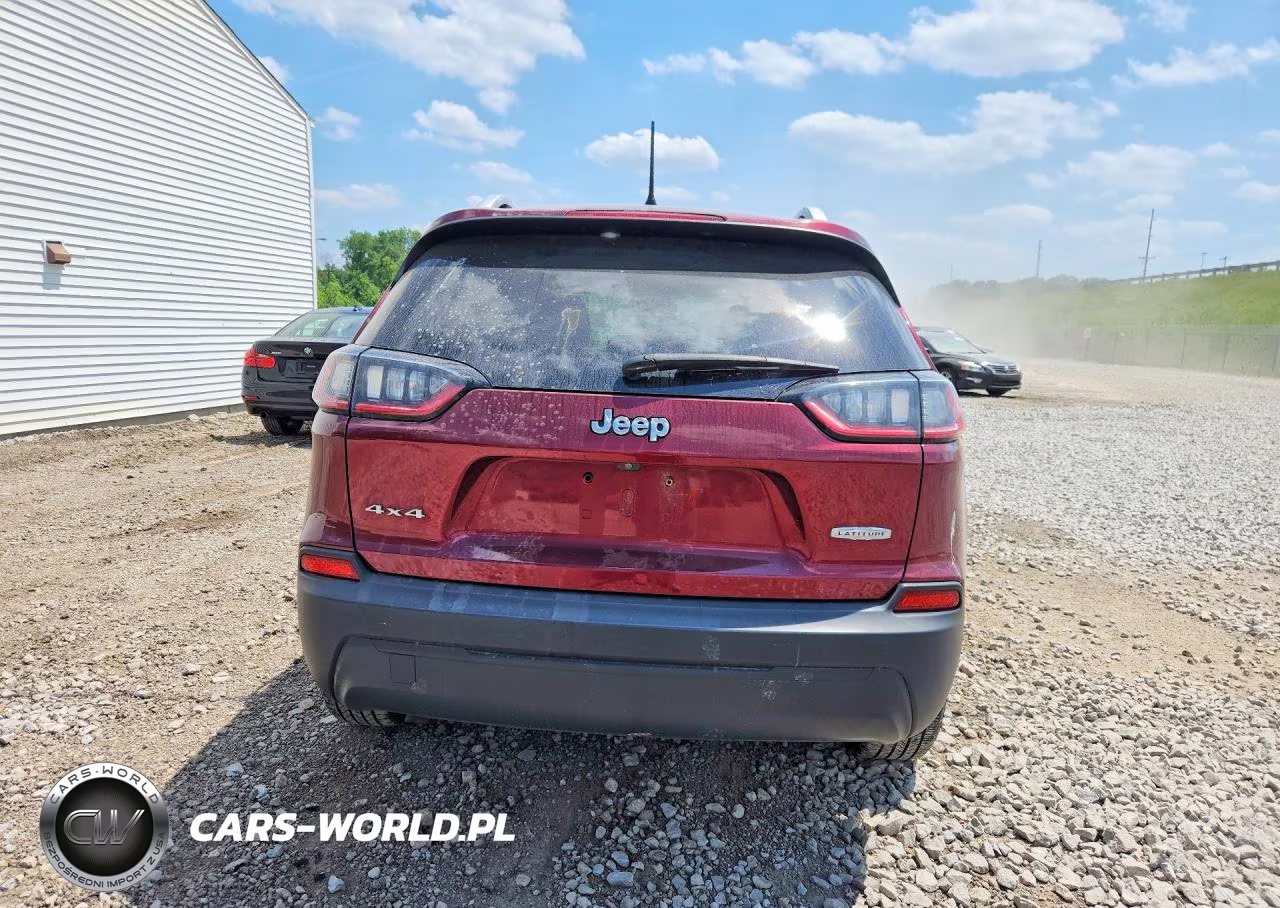 2020 Jeep Cherokee Latitude VIN:1C4PJMCB3LD611878 - 6