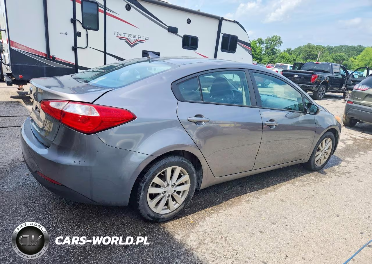 2016 Kia Forte Lx VIN:KNAFX4A6XG5508843 - 3