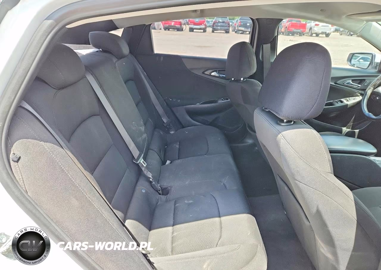 2021 Chevrolet Malibu VIN:1G1ZG5ST0MF064199 - 10