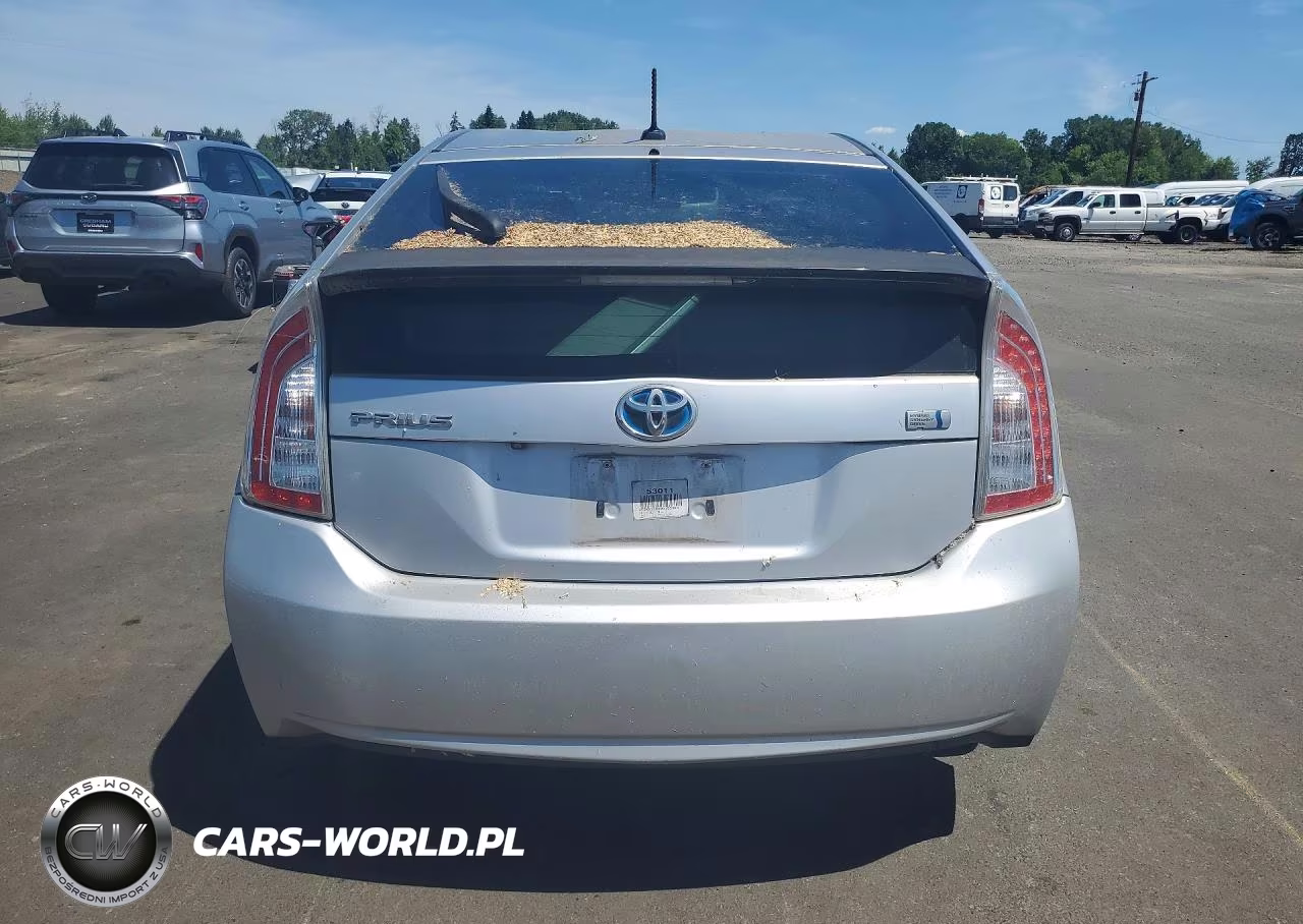 2013 Toyota Prius Three VIN:JTDKN3DU6D0353468 - 6