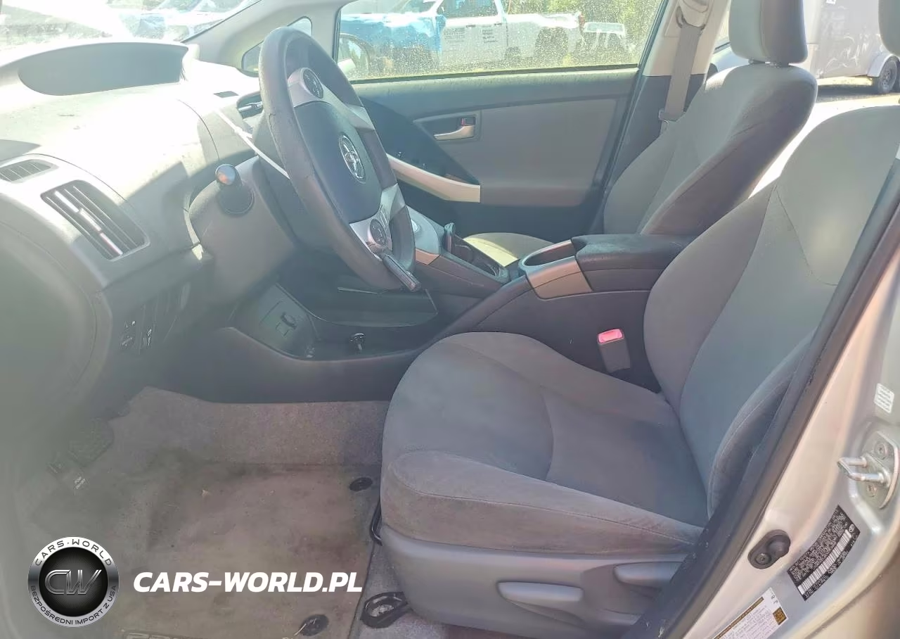 2013 Toyota Prius Three VIN:JTDKN3DU6D0353468 - 7