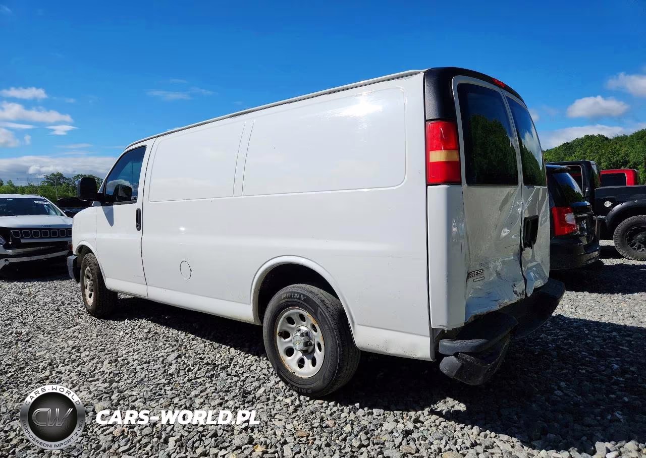 2012 Chevrolet Express G1500 VIN:1GCSGAFX3C1141870 - 2