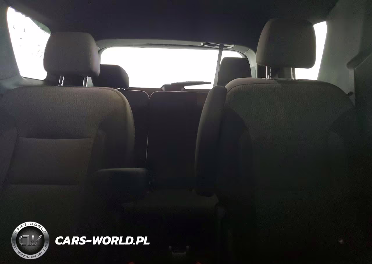 2023 Chevrolet Traverse Lt VIN:1GNERGKW2PJ309650 - 10